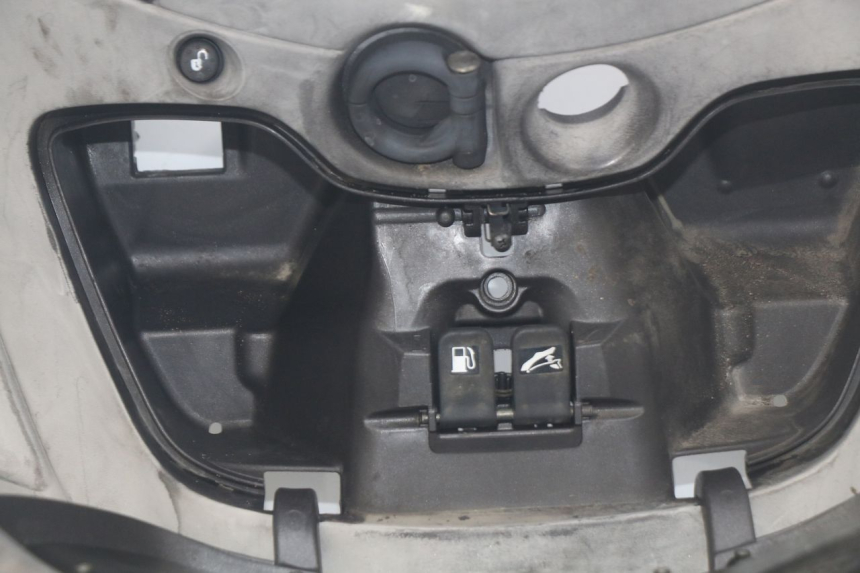 photo de INNENVERKLEIDUNG PIAGGIO X9 EVOLUTION 250 (2003 - 2007)