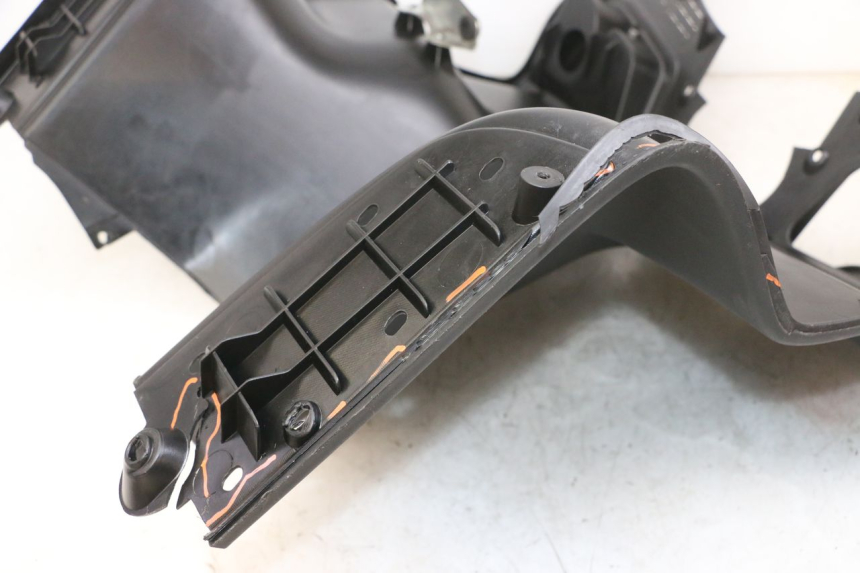 photo de BEINSCHILD PIAGGIO XEVO - X EVO 125 (2007 - 2016) - Charakteristische Merkmale