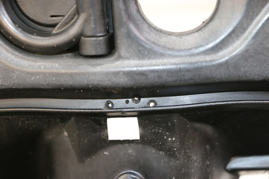 photo de INNENVERKLEIDUNG PIAGGIO ZIP 4T 50 (2018 - 2020) - Geprüftes Gebrauchtteil