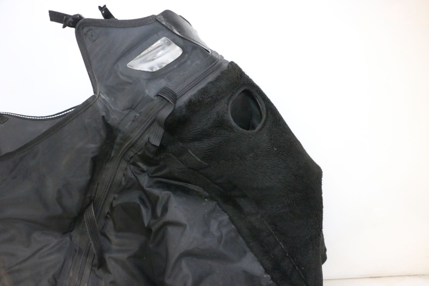 photo de KNIEDECKE PIAGGIO MP3 HPE 300 (2019 - 2026) - Charakteristische Merkmale