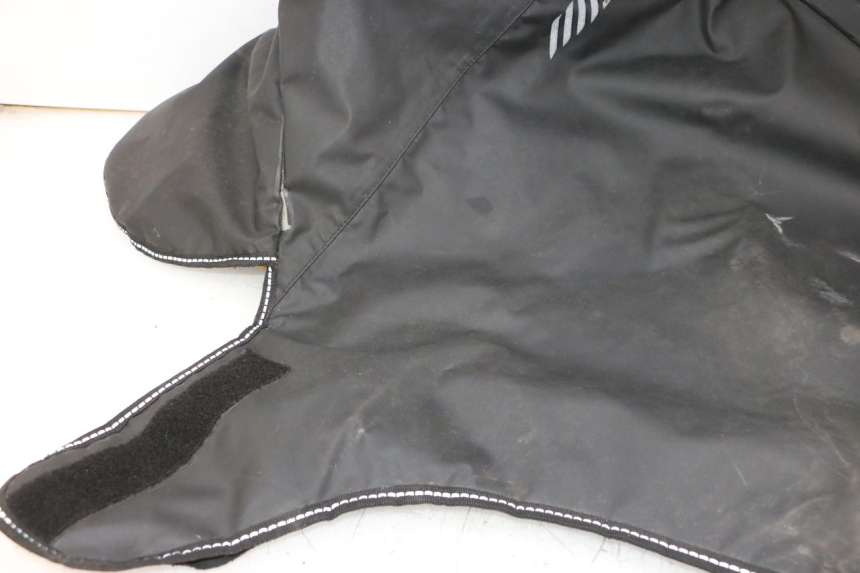 photo de KNIEDECKE PIAGGIO MP3 HPE 300 (2019 - 2026) - Detaillierte Sichtprüfung