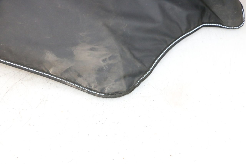 photo de KNIEDECKE PIAGGIO MP3 HPE 300 (2019 - 2026) - Detailansicht des Bauteils