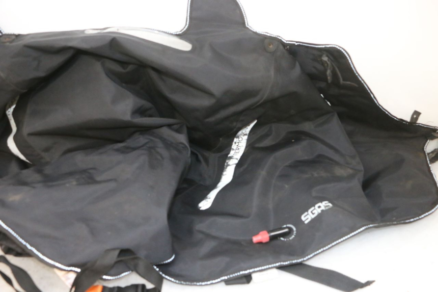 photo de KNIEDECKE PIAGGIO MP3 500 (2016 - 2018) - Detailansicht des Bauteils