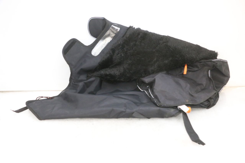 photo de KNIEDECKE PIAGGIO MP3 500 (2016 - 2018) - Gesamtansicht des Produkts