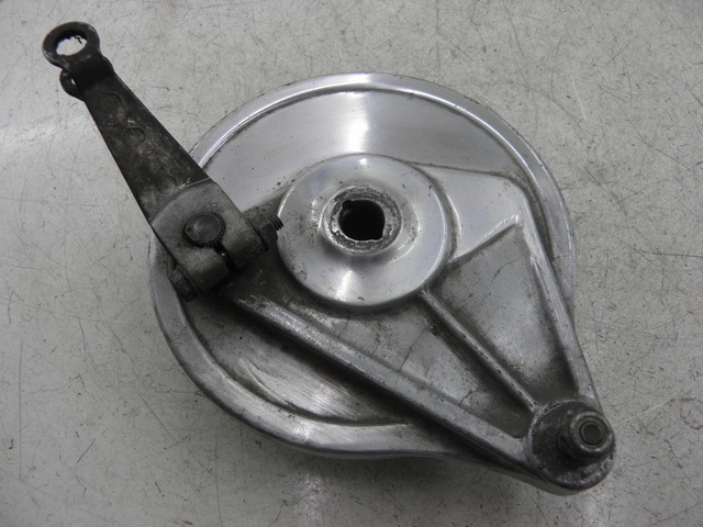 photo de HINTERES TROMMEL HONDA CM 125 (1983 - 2003)