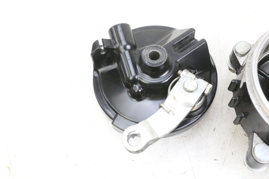 photo de VORDERRADBREMSBACKE YAMAHA BW'S EASY 50 (2013 - 2016) - Kennzeichnungen und Originalreferenzen