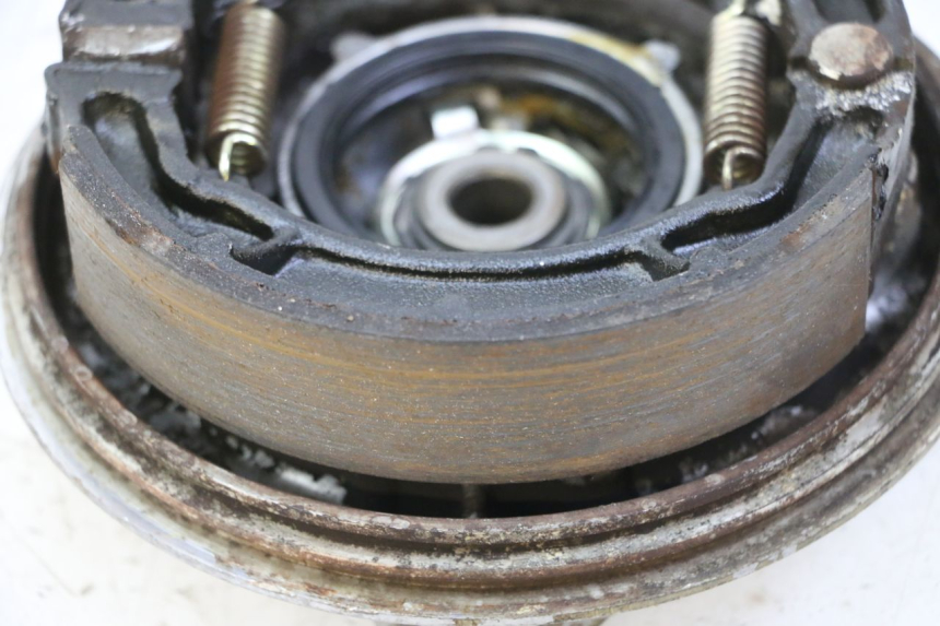 photo de BREMSTROMMEL VORNE YAMAHA SR 125 (1982 - 2003)