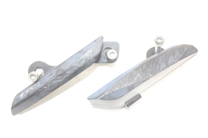photo de STURZPADS SUZUKI GSR 750 (2011 - 2017)