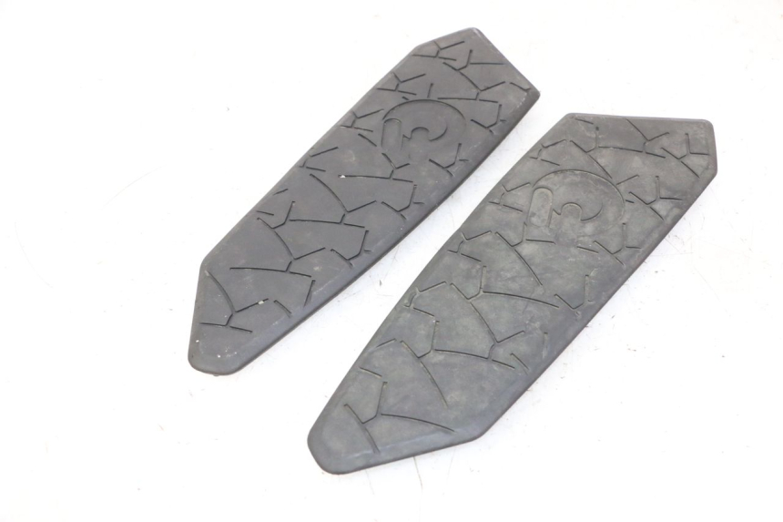 photo de TRITTBRETT VERKLEIDUNG GUMMI QUADRO 4 4D 350 (2015 - 2018)