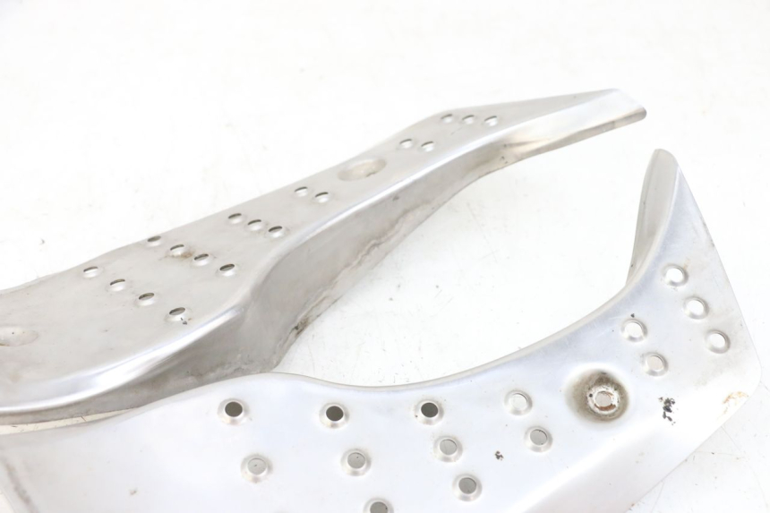 photo de TRITTBRETT VERKLEIDUNG GUMMI ADIVA AD3 300 (2014 - 2020)