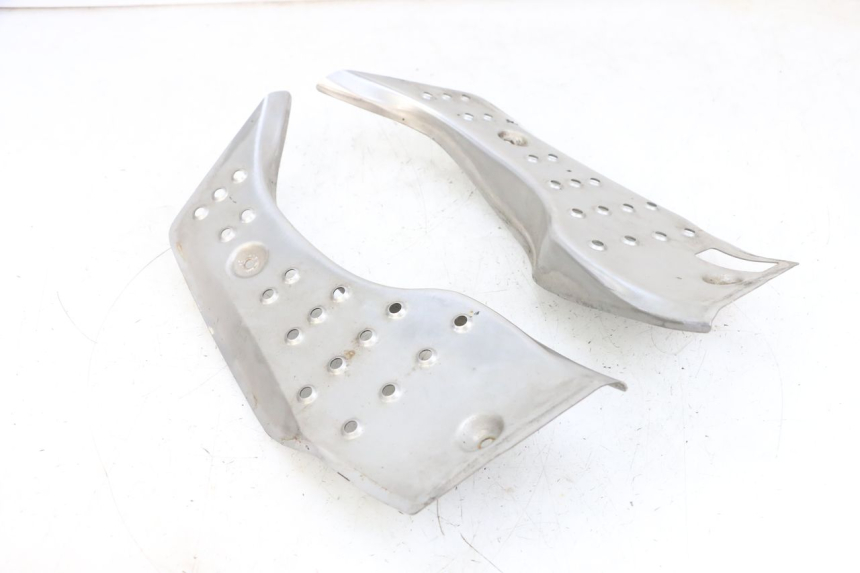 photo de TRITTBRETT VERKLEIDUNG GUMMI ADIVA AD3 300 (2014 - 2020)