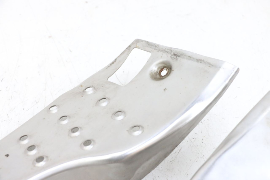 photo de TRITTBRETT VERKLEIDUNG GUMMI ADIVA AD3 300 (2014 - 2020)