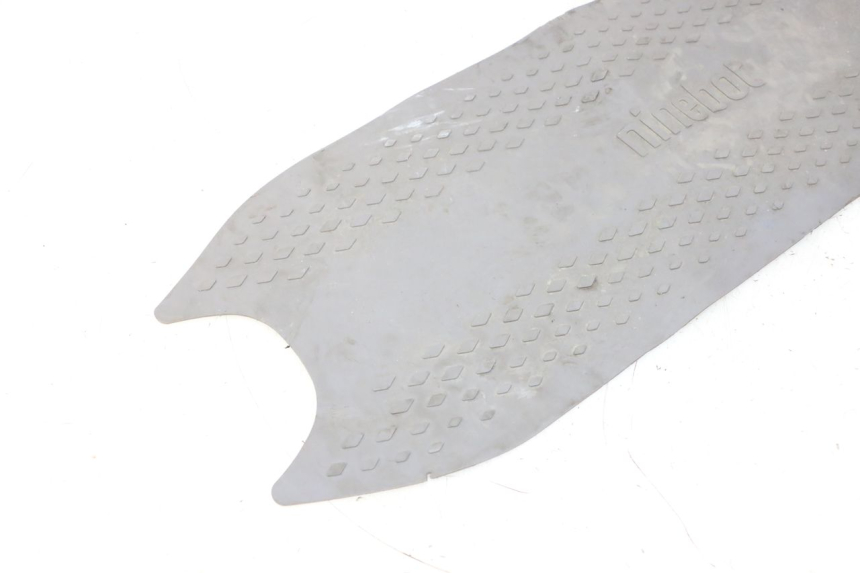 photo de FUßMATTE SEGWAY NINEBOT F65I 1