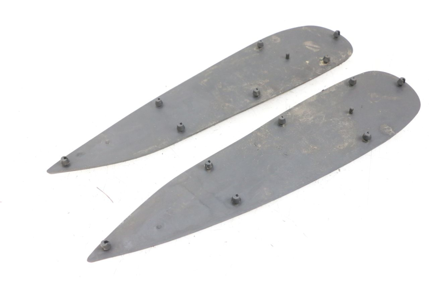 photo de TRITTBRETT VERKLEIDUNG GUMMI PEUGEOT GEOPOLIS RS 125 (2007 - 2009)