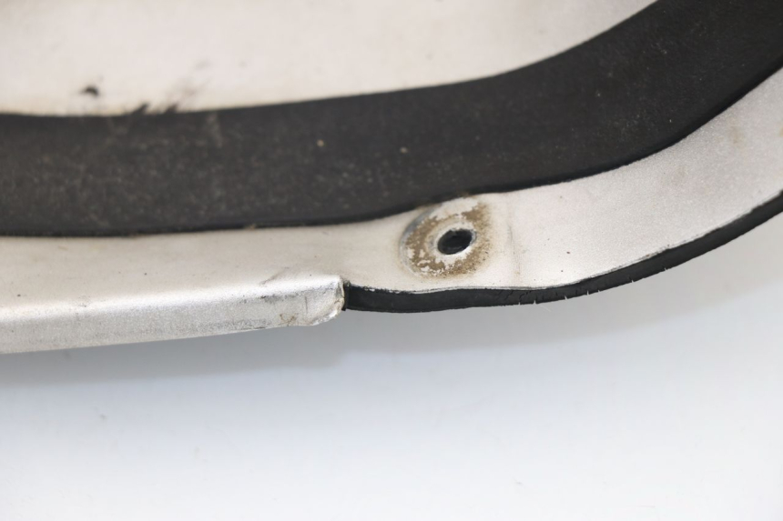 photo de TRITTBRETT VERKLEIDUNG GUMMI GOWINN DOLCE VITA 125 (2007 - 2013)