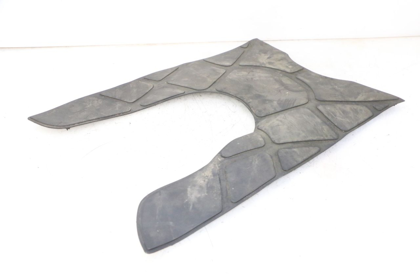 photo de TRITTBRETT VERKLEIDUNG GUMMI KYMCO GRAND DINK 125 (2008 - 2014)