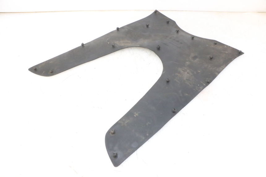 photo de TRITTBRETT VERKLEIDUNG GUMMI KYMCO GRAND DINK 125 (2002 - 2007)