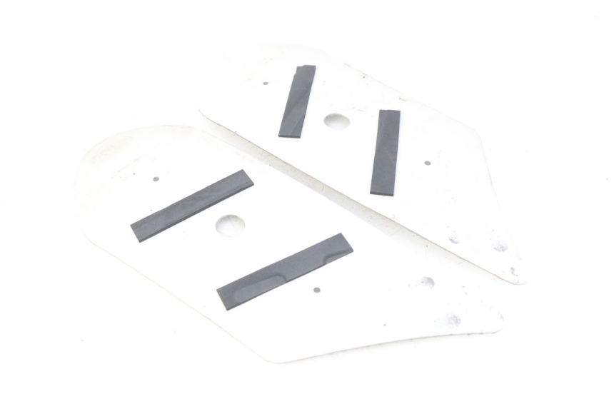 photo de FUßRAUMMATTE PEUGEOT KISBEE 4T 50 (2018 - 2022)