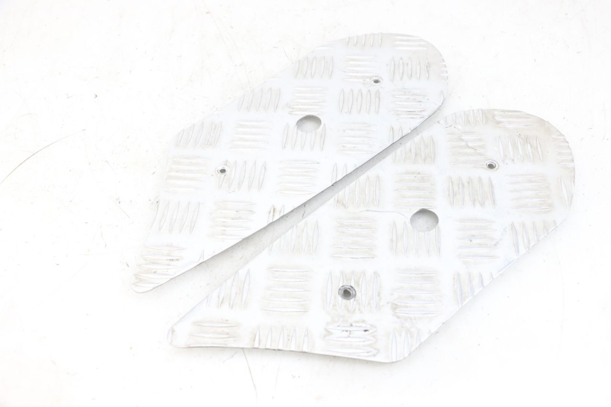 photo de FUßRAUMMATTE PEUGEOT KISBEE 4T 50 (2018 - 2022) - Hauptansicht