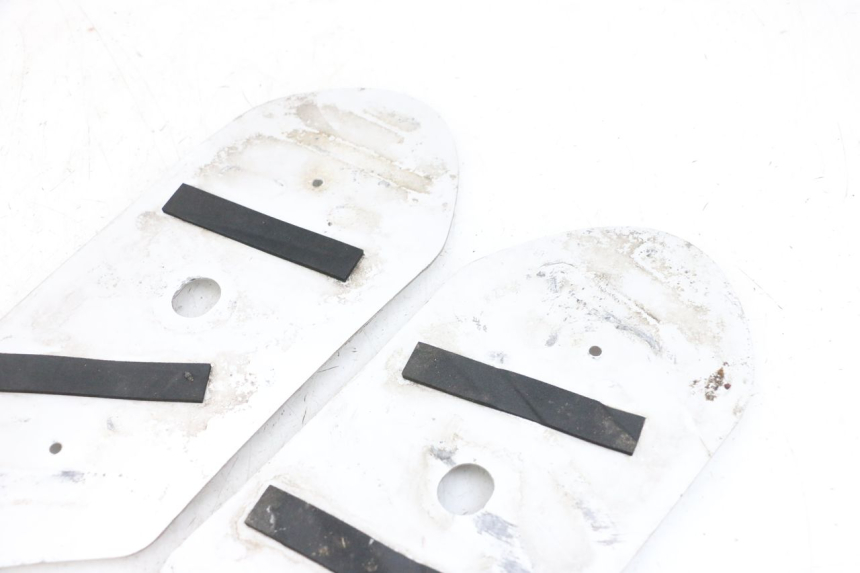 photo de FUßRAUMMATTE PEUGEOT KISBEE 4T 50 (2018 - 2022) - Zoom auf Gebrauchszustand