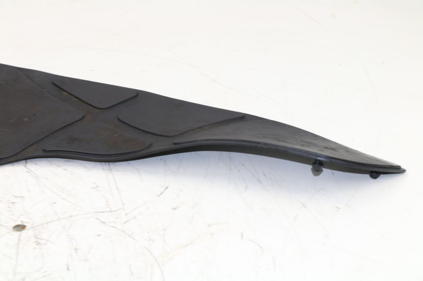 photo de TRITTBRETT VERKLEIDUNG GUMMI KYMCO GRAND DINK 125 (2008 - 2014)