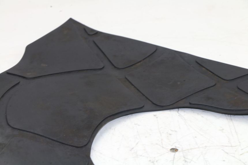 photo de TRITTBRETT VERKLEIDUNG GUMMI KYMCO GRAND DINK 125 (2008 - 2014)