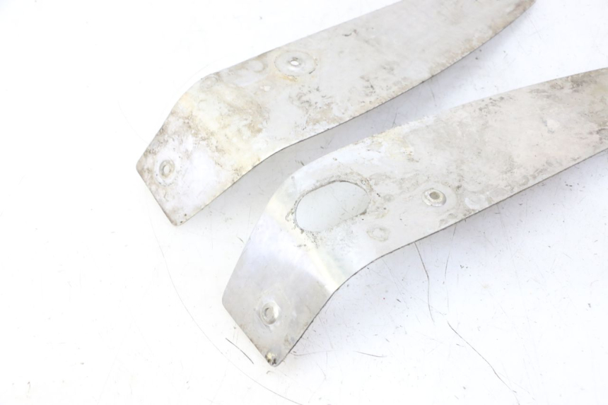 photo de TRITTBRETT VERKLEIDUNG GUMMI PIAGGIO MP3 500 (2011 - 2015)