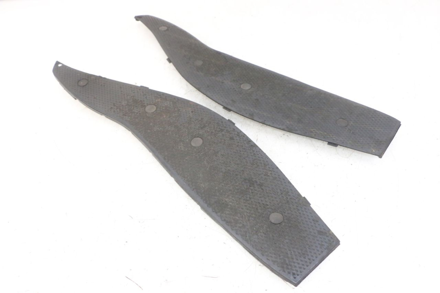 photo de FUßRASTENMATTE GILERA NEXUS 125 (2009 - 2013)