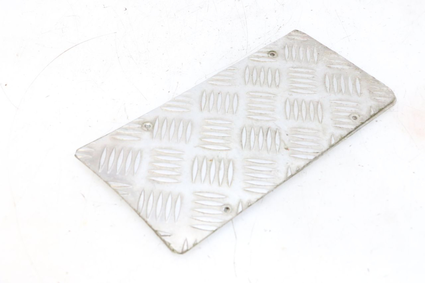 photo de TRITTBRETT VERKLEIDUNG GUMMI LIGIER PULSE 3 1 (2014 - 2020) - Detailansicht des Bauteils