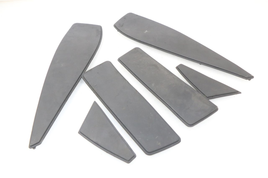 photo de FUßRAUMMATTE PEUGEOT SATELIS 125 (2010 - 2012)