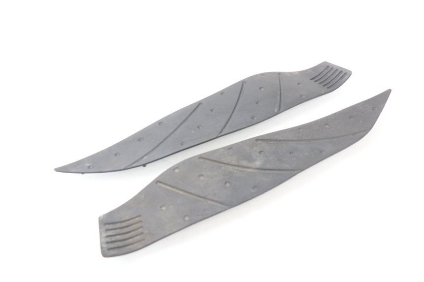 photo de TRITTBRETT VERKLEIDUNG GUMMI YAMAHA XMAX X-MAX 125 (2006 - 2009)