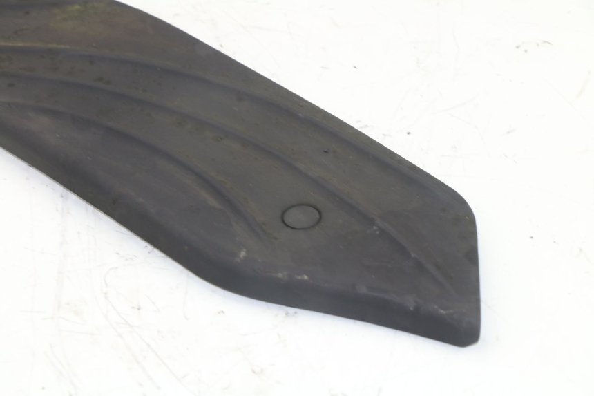 photo de TRITTBRETT VERKLEIDUNG GUMMI PIAGGIO X10 500 (2012 - 2018)