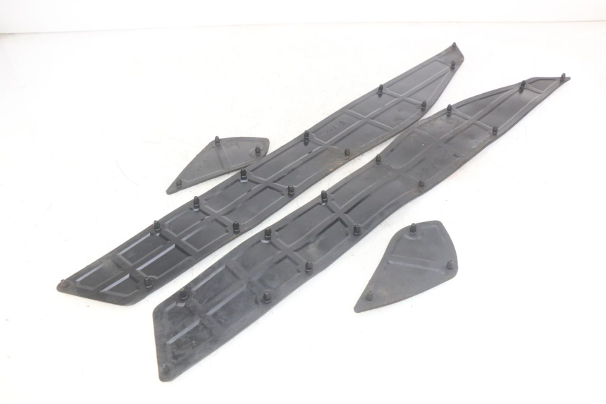 photo de FUßRASTENMATTE YAMAHA YP MAJESTY 400 (2004 - 2008)