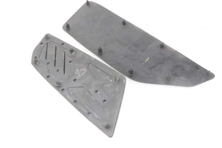 photo de TRITTBRETT VERKLEIDUNG GUMMI YAMAHA YP T-MAX TMAX 530 (2017 - 2020)