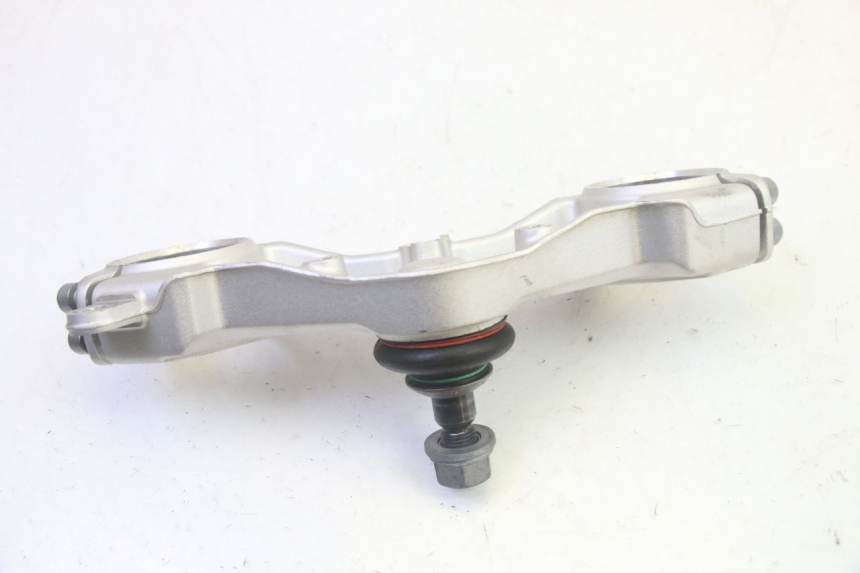 photo de GABELBRÃœCKE UNTEN BMW R GS 1250 (2021 - 2024) - Alternative Perspektive