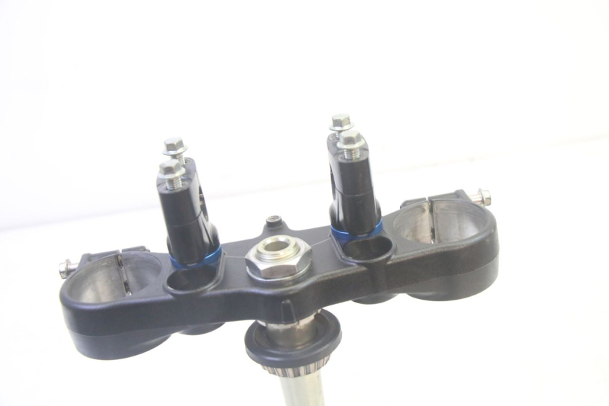 photo de GABELBRÃœCKE KAWASAKI KXF KX-F 250 (2017 - 2019) - Detailansicht des Bauteils