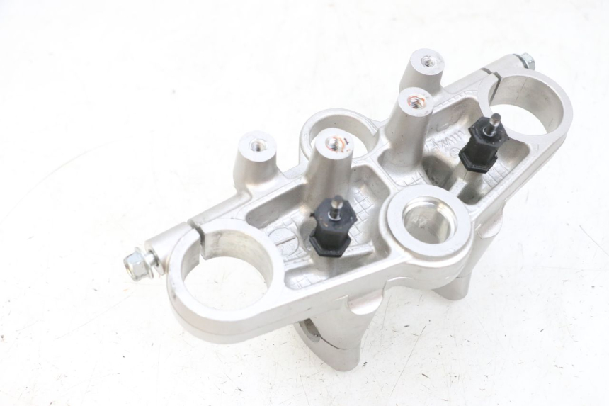 photo de GABELBRÃœCKE OBEN SUZUKI GSF N BANDIT 600 (1996 - 1999) - Technische Nahaufnahme