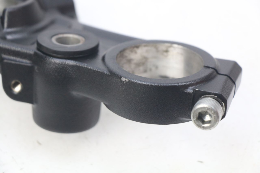 photo de OBERE GABELBRüCKE KAWASAKI Z 650 (2016 - 2019)