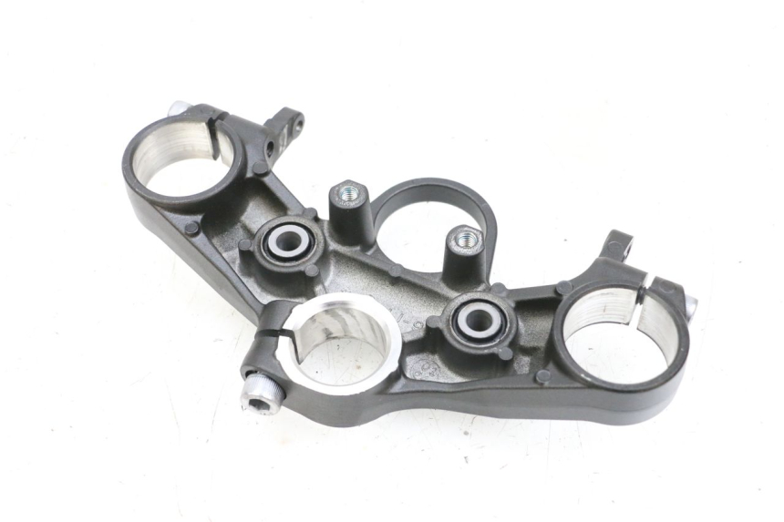 photo de GABELBRÃœCKE OBEN YAMAHA MT-07 MT07 ABS 700 (2018 - 2020) - Zoom auf Gebrauchszustand