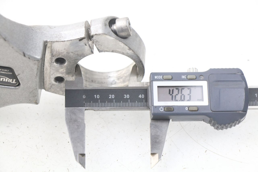 photo de GABELBRÃœCKE OBEN TRIUMPH SPRINT ST ABS 1050 (2005 - 2007)