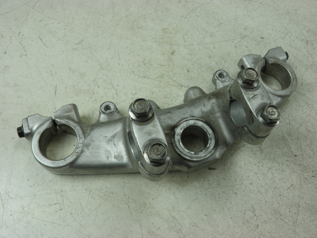 photo de GABELBRÃœCKE OBEN YAMAHA TW 125 (1998 - 2002)
