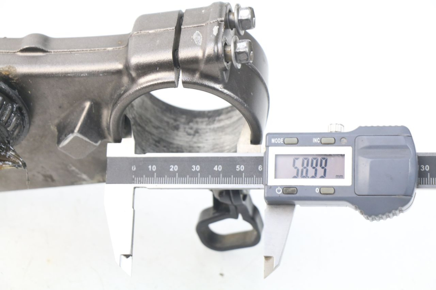 photo de GABELBRÃœCKE OBEN YAMAHA YZ-F YZF 250 (2014 - 2018)