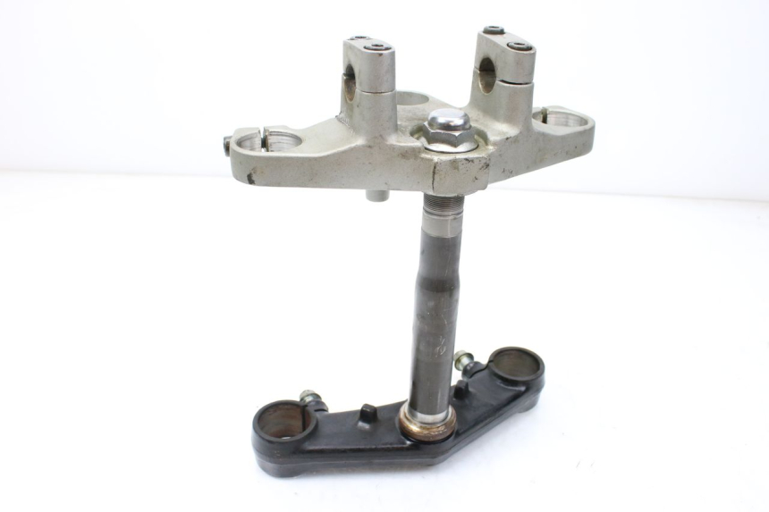 photo de GABELSCHUTZ YAMAHA TDR DELTABOX 125 (1997 - 2003) - Details der Befestigungspunkte