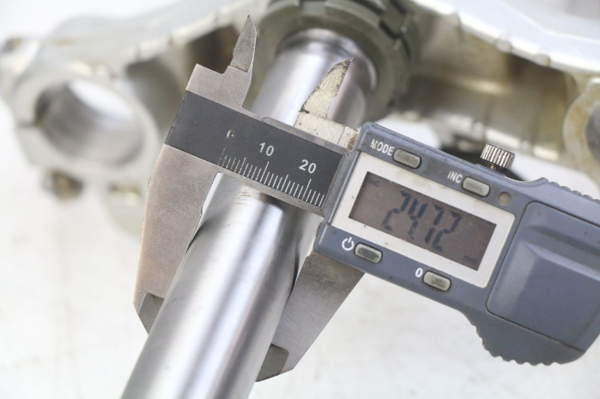 photo de GABELSCHUTZ YAMAHA TTR 125 (2000 - 2020) - Alternative Perspektive