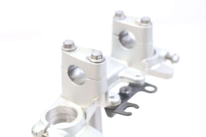 photo de GABELSCHUTZ YAMAHA TTR 125 (2000 - 2020) - Details der Befestigungspunkte