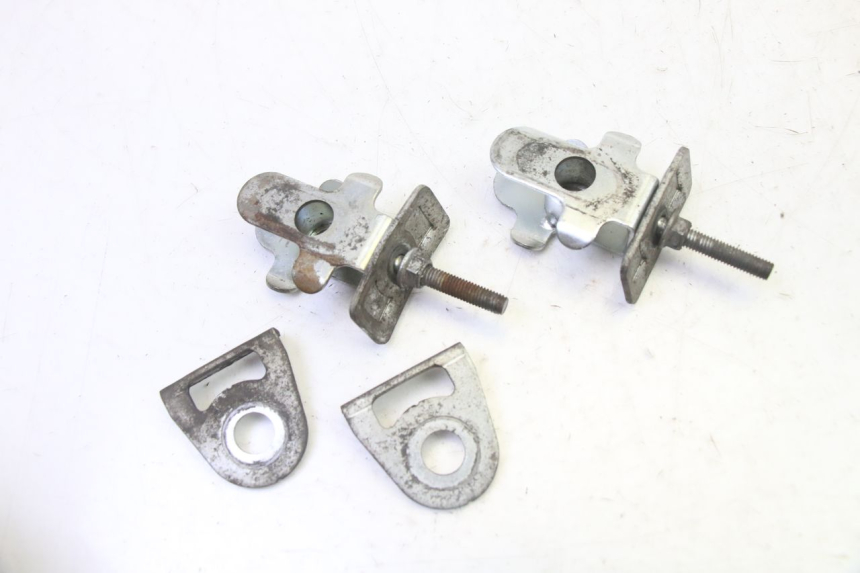 photo de KETTENSCHIENENSPANNER HYOSUNG GV AQUILA 125 (2000 - 2004)