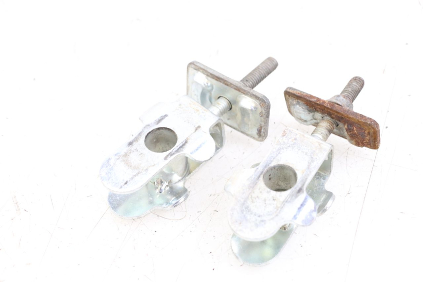 photo de KETTENSCHIENENSPANNER HYOSUNG XRX 125 (2000 - 2008)