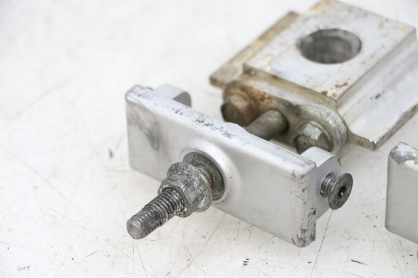 photo de KETTENSPANNER KAWASAKI ZR 7 750 (1999 - 2001) - Zoom auf Gebrauchszustand