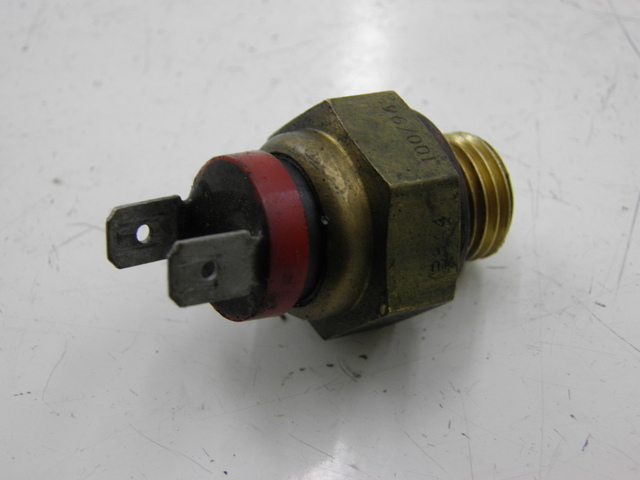 photo de THERMOSCHALTER PIAGGIO XEVO - X EVO 125 (2010 - 2015)