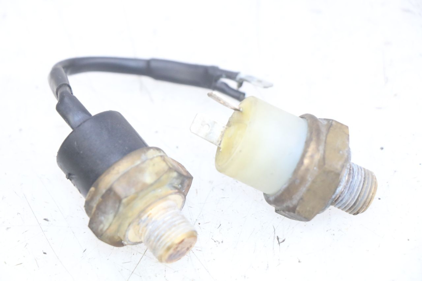 photo de THERMOKONTAKT YAMAHA YP MAJESTY 125 (1998 - 2001) - Hauptansicht